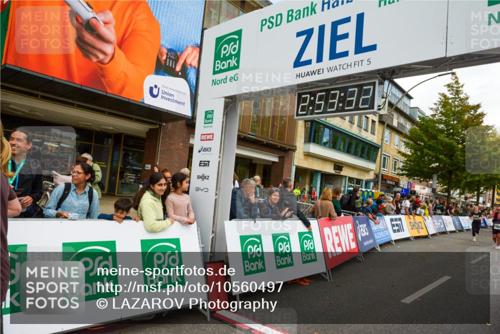 20.09.2026 - PSD Bank Halbmarathon LAZAROV Photography http://msf.ph/oto/10560497 20.09.2026 12:53:31 Ziel 1245, 2793, 2794, 2922, 3385, 4047, 4164 meine-sportfotos.de