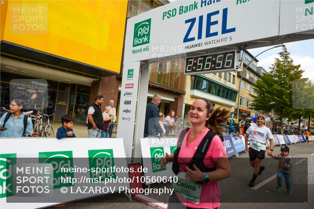 20.09.2026 - PSD Bank Halbmarathon LAZAROV Photography http://msf.ph/oto/10560640 20.09.2026 12:56:56 Ziel 1010, 3724 meine-sportfotos.de