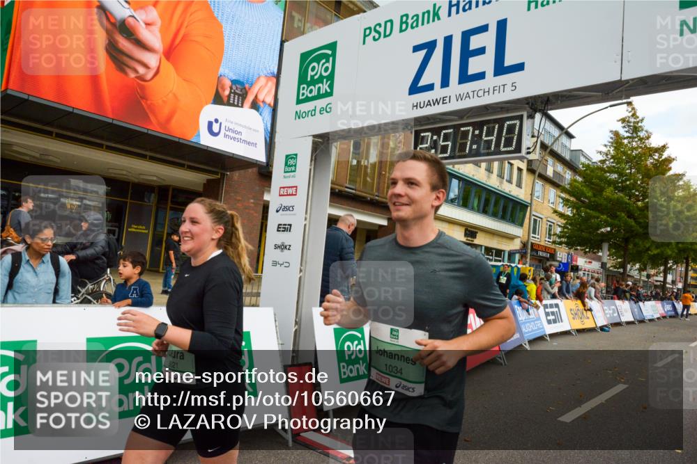 20.09.2026 - PSD Bank Halbmarathon LAZAROV Photography http://msf.ph/oto/10560667 20.09.2026 12:57:39 Ziel 1034, 1306, 3621, 4342 meine-sportfotos.de