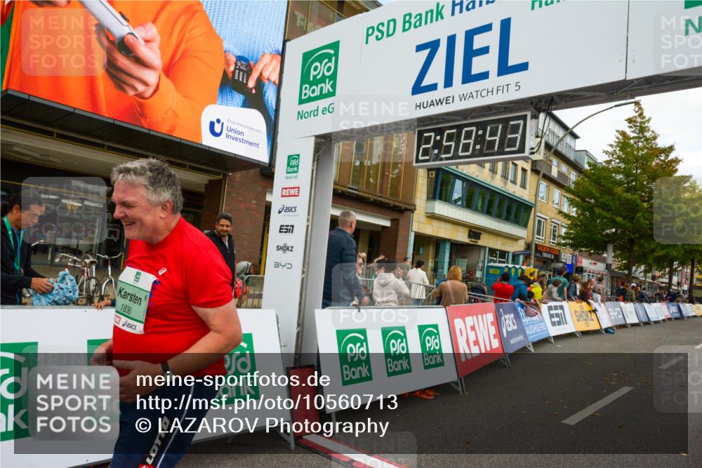 20.09.2026 - PSD Bank Halbmarathon LAZAROV Photography http://msf.ph/oto/10560713 20.09.2026 12:58:43 Ziel 1836 meine-sportfotos.de