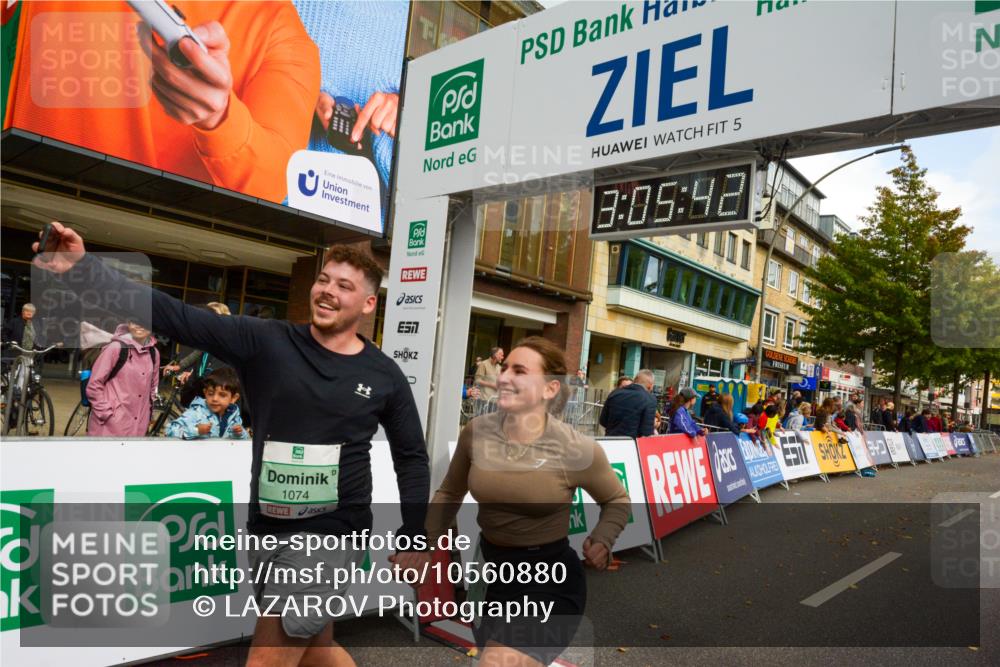 20.09.2026 - PSD Bank Halbmarathon LAZAROV Photography http://msf.ph/oto/10560880 20.09.2026 13:05:41 Ziel 1074, 1643, 1684, 4349, 4350 meine-sportfotos.de