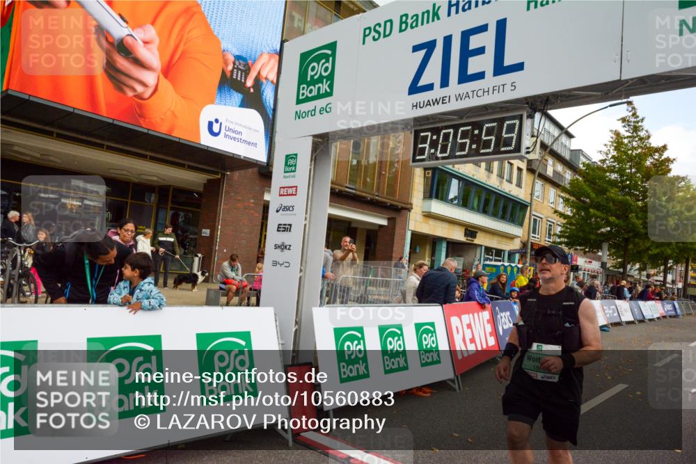 20.09.2026 - PSD Bank Halbmarathon LAZAROV Photography http://msf.ph/oto/10560883 20.09.2026 13:05:58 Ziel 1859 meine-sportfotos.de