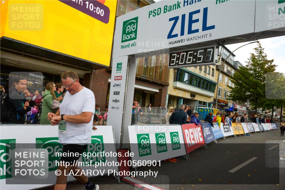 20.09.2026 - PSD Bank Halbmarathon LAZAROV Photography http://msf.ph/oto/10560901 20.09.2026 13:06:57 Ziel 2209, 3779 meine-sportfotos.de