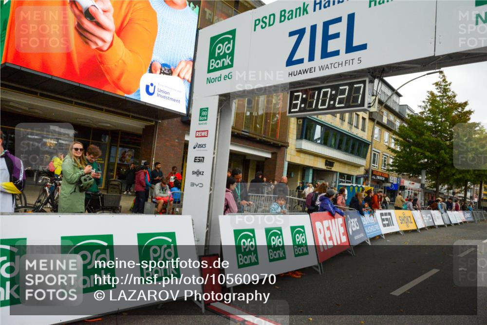 20.09.2026 - PSD Bank Halbmarathon LAZAROV Photography http://msf.ph/oto/10560970 20.09.2026 13:10:26 Ziel 2329, 3449 meine-sportfotos.de