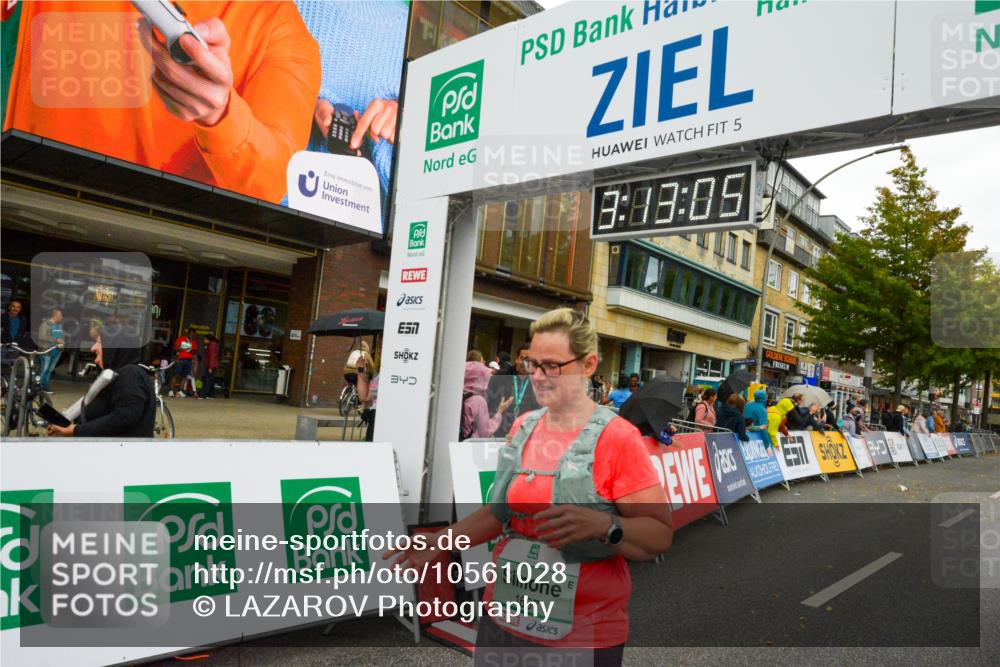 20.09.2026 - PSD Bank Halbmarathon LAZAROV Photography http://msf.ph/oto/10561028 20.09.2026 13:13:04 Ziel 1687, 2600, 3241 meine-sportfotos.de