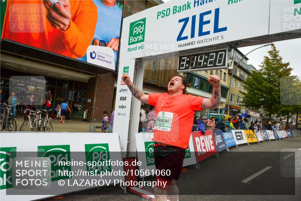 20.09.2026 - PSD Bank Halbmarathon LAZAROV Photography http://msf.ph/oto/10561060 20.09.2026 13:14:19 Ziel 4017, 4017 meine-sportfotos.de
