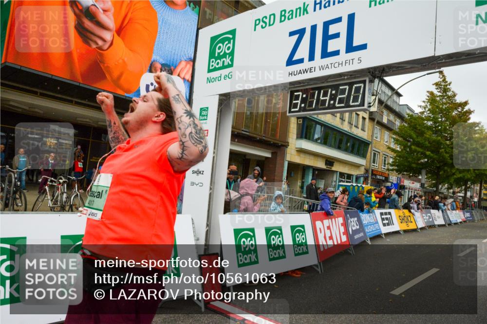 20.09.2026 - PSD Bank Halbmarathon LAZAROV Photography http://msf.ph/oto/10561063 20.09.2026 13:14:20 Ziel 4017, 4017 meine-sportfotos.de