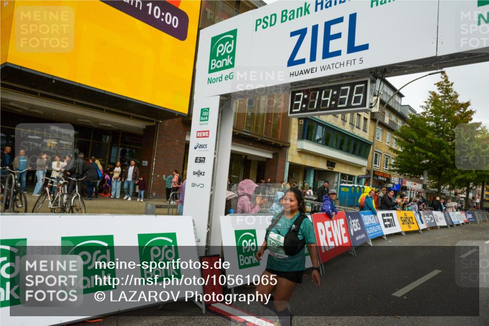 20.09.2026 - PSD Bank Halbmarathon LAZAROV Photography http://msf.ph/oto/10561065 20.09.2026 13:14:35 Ziel 1589, 1589 meine-sportfotos.de