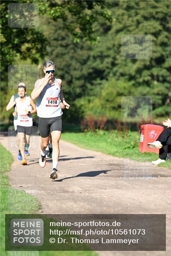 27.09.2026 - 34. Volkslauf durch das schöne Alstertal Dr. Thomas Lammeyer http://msf.ph/oto/10561073 27.09.2026 10:03:29 Laufen 1402, 1418, 731, 167 meine-sportfotos.de
