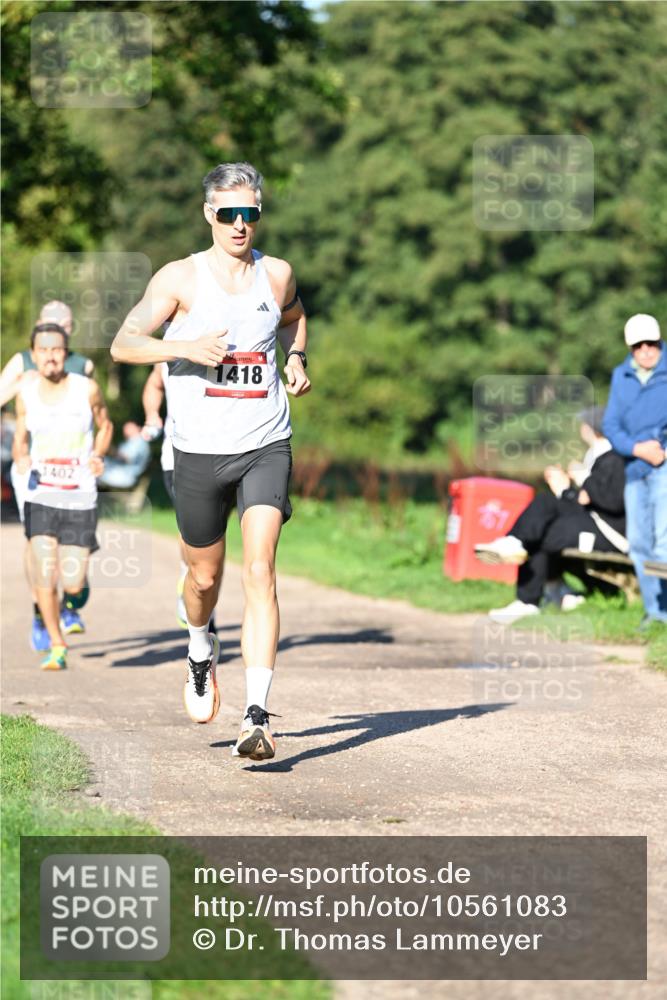 27.09.2026 - 35. Volkslauf durch das schöne Alstertal Dr. Thomas Lammeyer http://msf.ph/oto/10561083 27.09.2026 10:03:30 Laufen 1402, 1418 meine-sportfotos.de