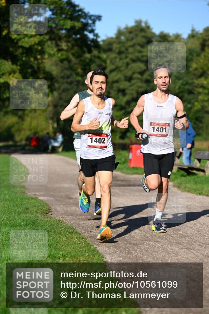 27.09.2026 - 34. Volkslauf durch das schöne Alstertal Dr. Thomas Lammeyer http://msf.ph/oto/10561099 27.09.2026 10:03:33 Laufen 1402, 1401 meine-sportfotos.de