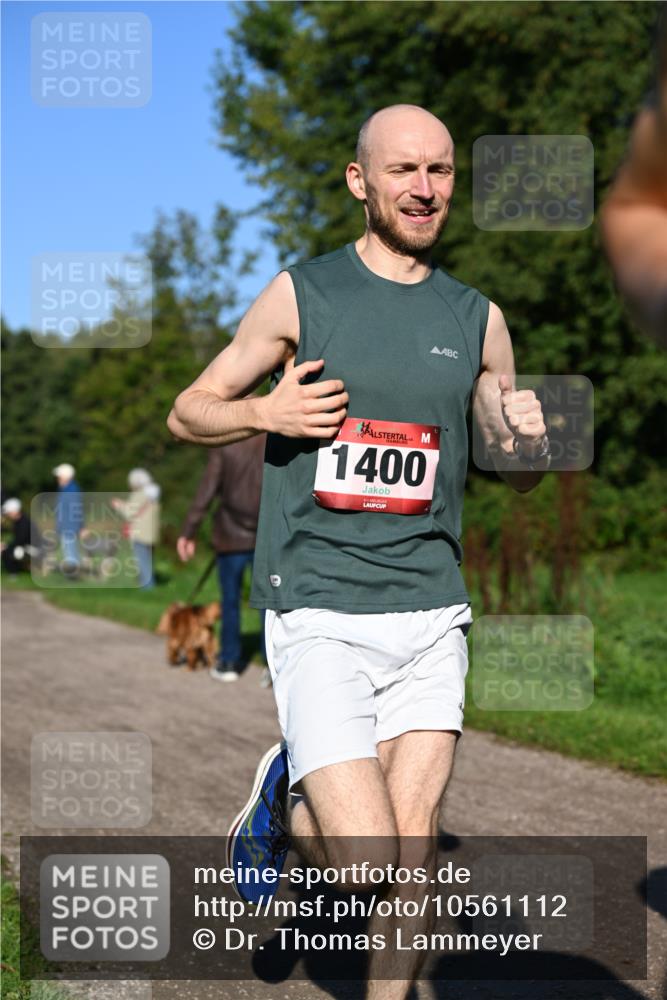 27.09.2026 - 35. Volkslauf durch das schöne Alstertal Dr. Thomas Lammeyer http://msf.ph/oto/10561112 27.09.2026 10:03:35 Laufen 1400 meine-sportfotos.de