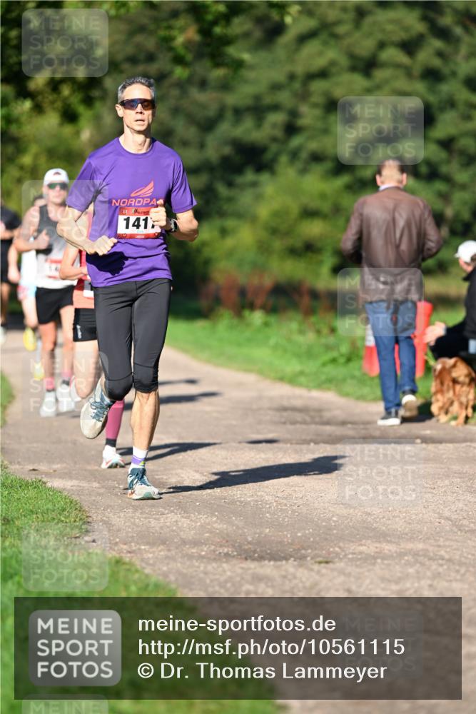 27.09.2026 - 34. Volkslauf durch das schöne Alstertal Dr. Thomas Lammeyer http://msf.ph/oto/10561115 27.09.2026 10:03:46 Laufen 61, 141 meine-sportfotos.de