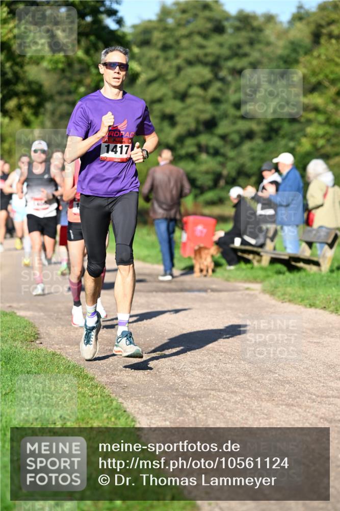 27.09.2026 - 35. Volkslauf durch das schöne Alstertal Dr. Thomas Lammeyer http://msf.ph/oto/10561124 27.09.2026 10:03:47 Laufen 1417 meine-sportfotos.de