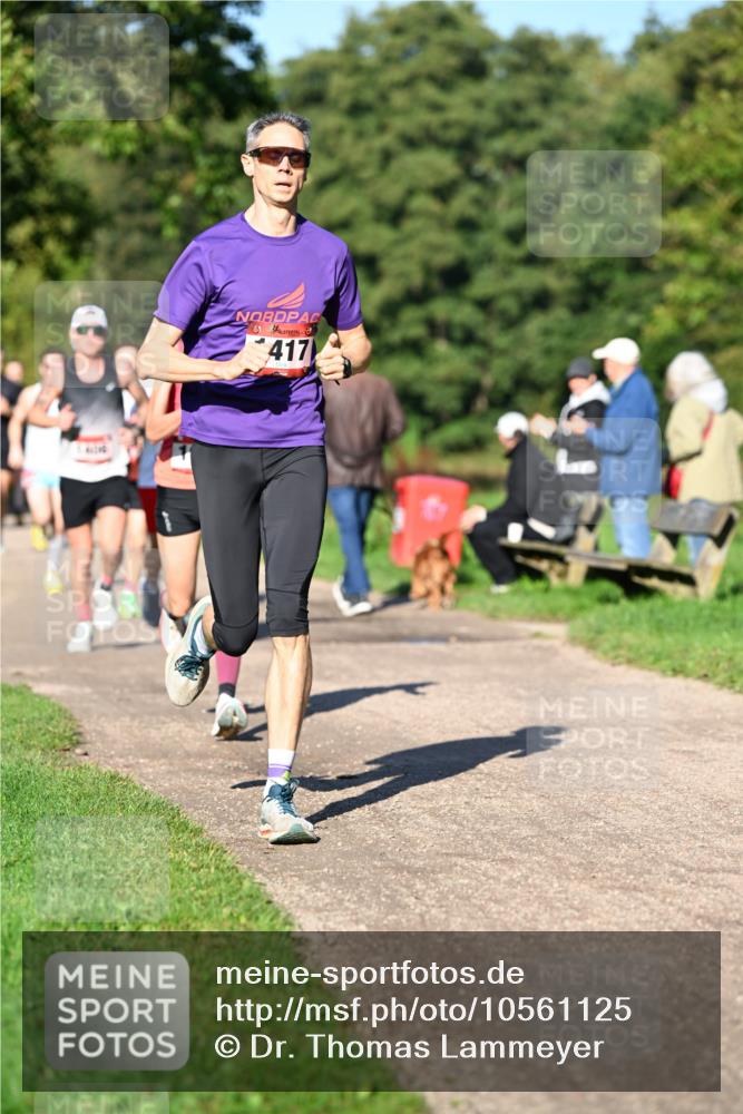 27.09.2026 - 35. Volkslauf durch das schöne Alstertal Dr. Thomas Lammeyer http://msf.ph/oto/10561125 27.09.2026 10:03:48 Laufen 417 meine-sportfotos.de