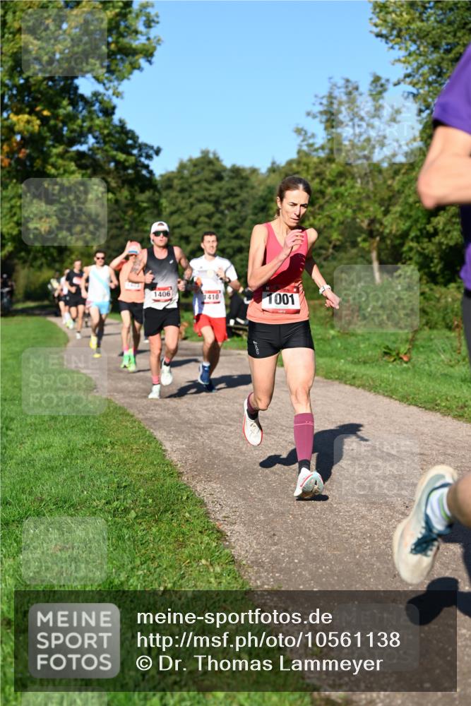 27.09.2026 - 35. Volkslauf durch das schöne Alstertal Dr. Thomas Lammeyer http://msf.ph/oto/10561138 27.09.2026 10:03:50 Laufen 1406, 1410, 1001 meine-sportfotos.de