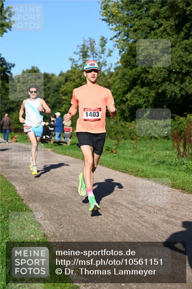 27.09.2026 - 35. Volkslauf durch das schöne Alstertal Dr. Thomas Lammeyer http://msf.ph/oto/10561151 27.09.2026 10:03:52 Laufen 709, 1403 meine-sportfotos.de
