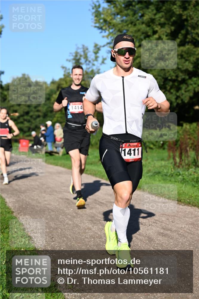 27.09.2026 - 35. Volkslauf durch das schöne Alstertal Dr. Thomas Lammeyer http://msf.ph/oto/10561181 27.09.2026 10:03:59 Laufen 1414, 1411 meine-sportfotos.de