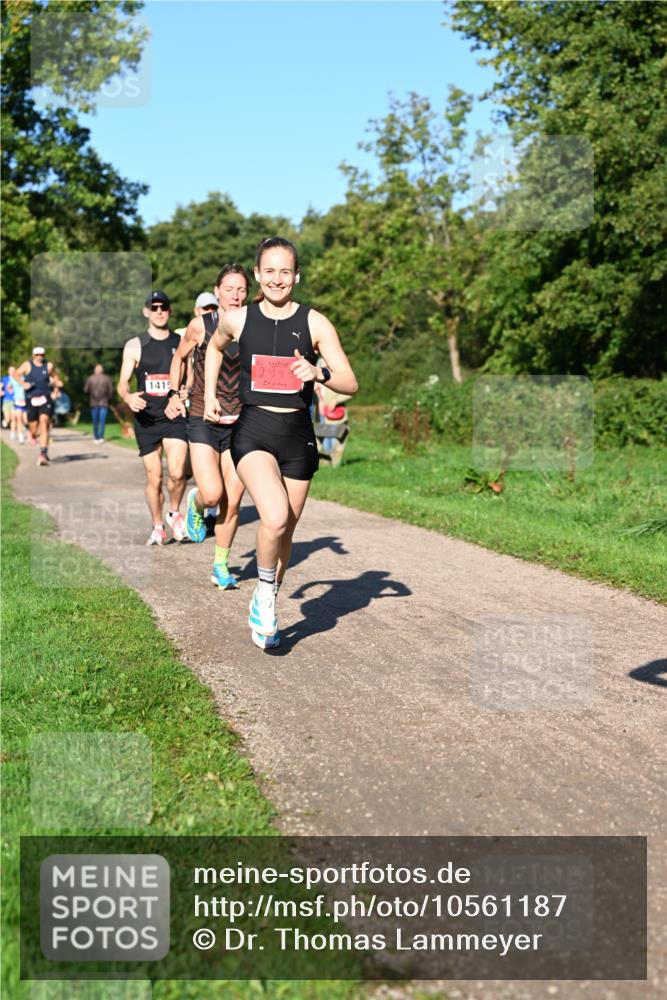27.09.2026 - 35. Volkslauf durch das schöne Alstertal Dr. Thomas Lammeyer http://msf.ph/oto/10561187 27.09.2026 10:04:00 Laufen 1415, 2999 meine-sportfotos.de