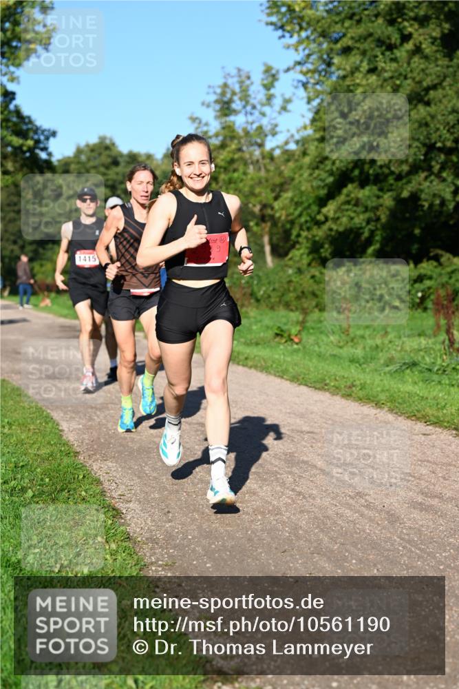 27.09.2026 - 34. Volkslauf durch das schöne Alstertal Dr. Thomas Lammeyer http://msf.ph/oto/10561190 27.09.2026 10:04:00 Laufen 1415, 9 meine-sportfotos.de