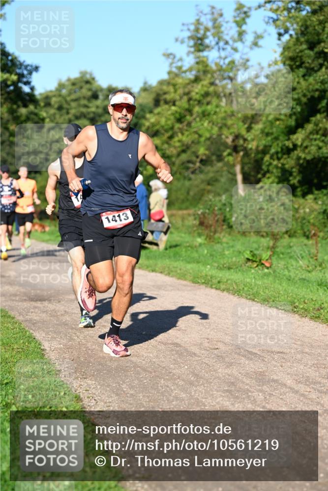 27.09.2026 - 35. Volkslauf durch das schöne Alstertal Dr. Thomas Lammeyer http://msf.ph/oto/10561219 27.09.2026 10:04:05 Laufen 1413 meine-sportfotos.de