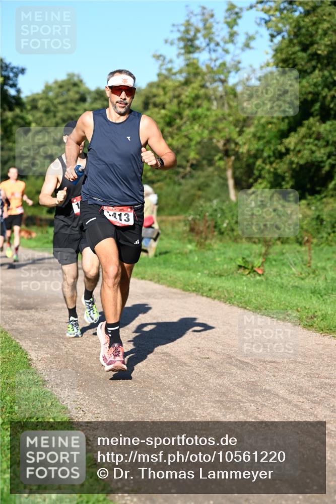 27.09.2026 - 35. Volkslauf durch das schöne Alstertal Dr. Thomas Lammeyer http://msf.ph/oto/10561220 27.09.2026 10:04:05 Laufen 413 meine-sportfotos.de