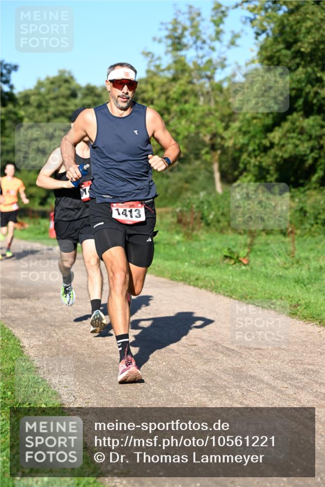27.09.2026 - 35. Volkslauf durch das schöne Alstertal Dr. Thomas Lammeyer http://msf.ph/oto/10561221 27.09.2026 10:04:05 Laufen 1413 meine-sportfotos.de