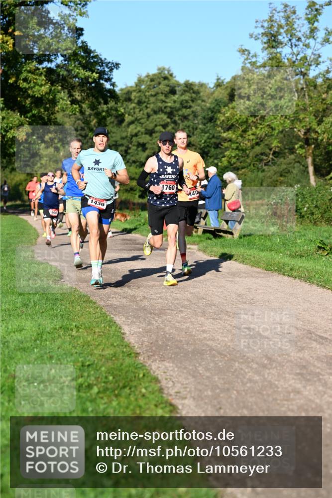 27.09.2026 - 35. Volkslauf durch das schöne Alstertal Dr. Thomas Lammeyer http://msf.ph/oto/10561233 27.09.2026 10:04:08 Laufen 1436, 1760, 1412 meine-sportfotos.de