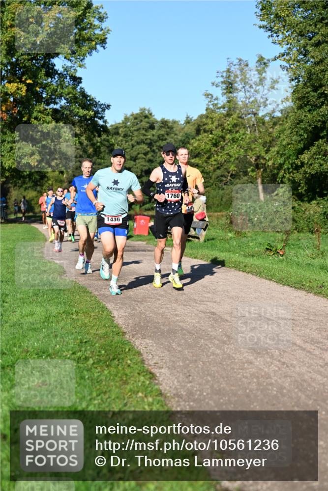 27.09.2026 - 35. Volkslauf durch das schöne Alstertal Dr. Thomas Lammeyer http://msf.ph/oto/10561236 27.09.2026 10:04:08 Laufen 1600, 1760, 1436 meine-sportfotos.de