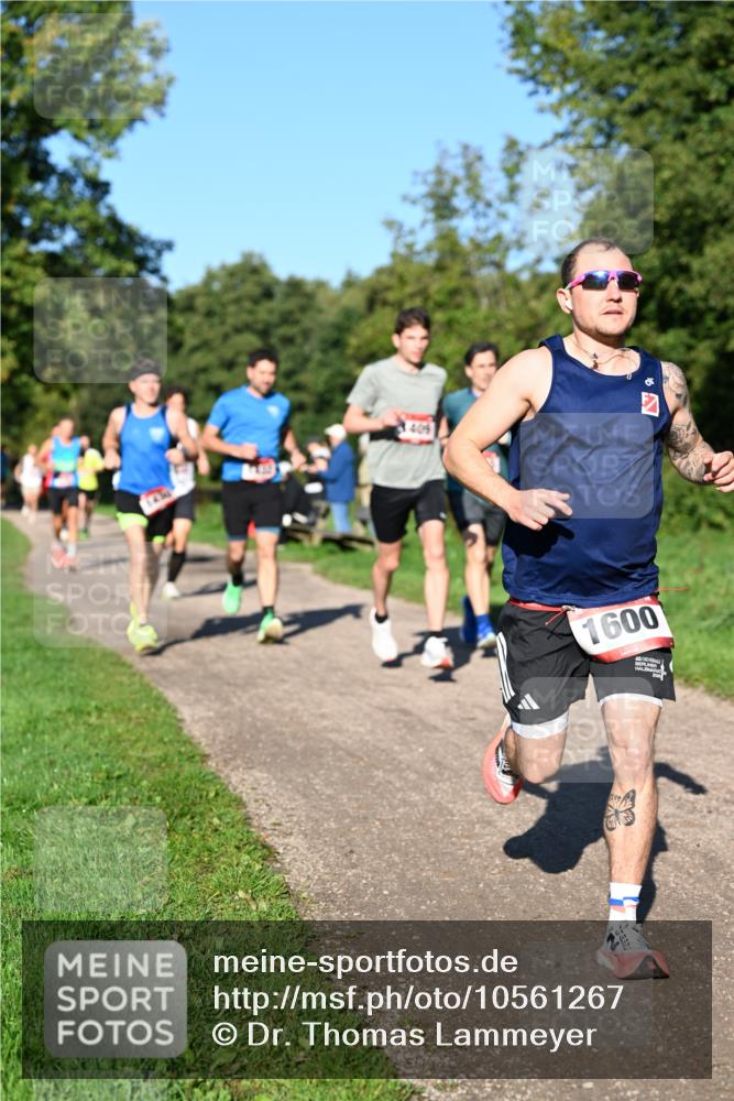 27.09.2026 - 35. Volkslauf durch das schöne Alstertal Dr. Thomas Lammeyer http://msf.ph/oto/10561267 27.09.2026 10:04:13 Laufen 409, 1600 meine-sportfotos.de