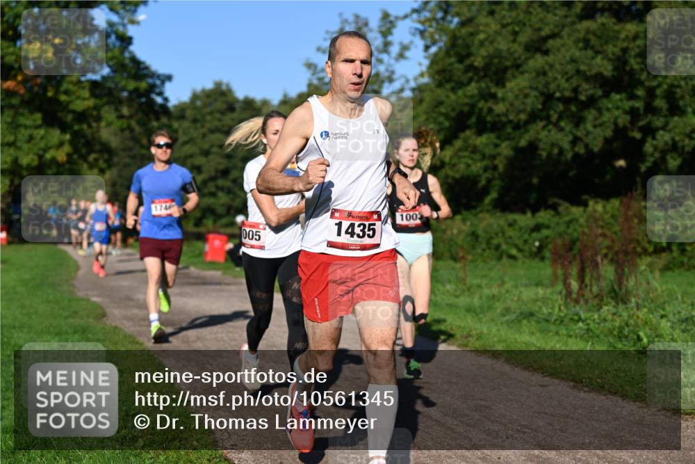 27.09.2026 - 35. Volkslauf durch das schöne Alstertal Dr. Thomas Lammeyer http://msf.ph/oto/10561345 27.09.2026 10:04:28 Laufen 005, 1435, 1003 meine-sportfotos.de