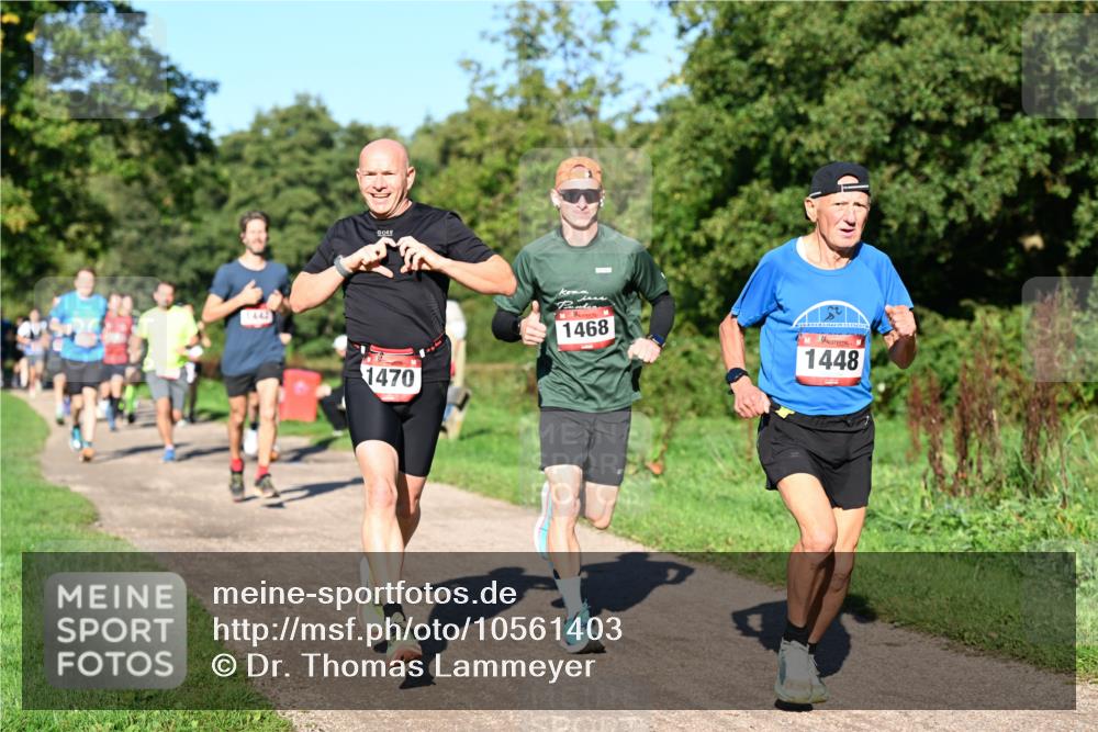 27.09.2026 - 35. Volkslauf durch das schöne Alstertal Dr. Thomas Lammeyer http://msf.ph/oto/10561403 27.09.2026 10:04:38 Laufen 442, 1470, 1468, 1448 meine-sportfotos.de