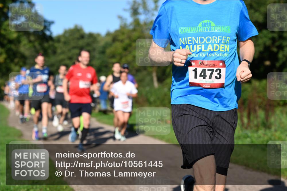 27.09.2026 - 35. Volkslauf durch das schöne Alstertal Dr. Thomas Lammeyer http://msf.ph/oto/10561445 27.09.2026 10:04:44 Laufen 1473 meine-sportfotos.de