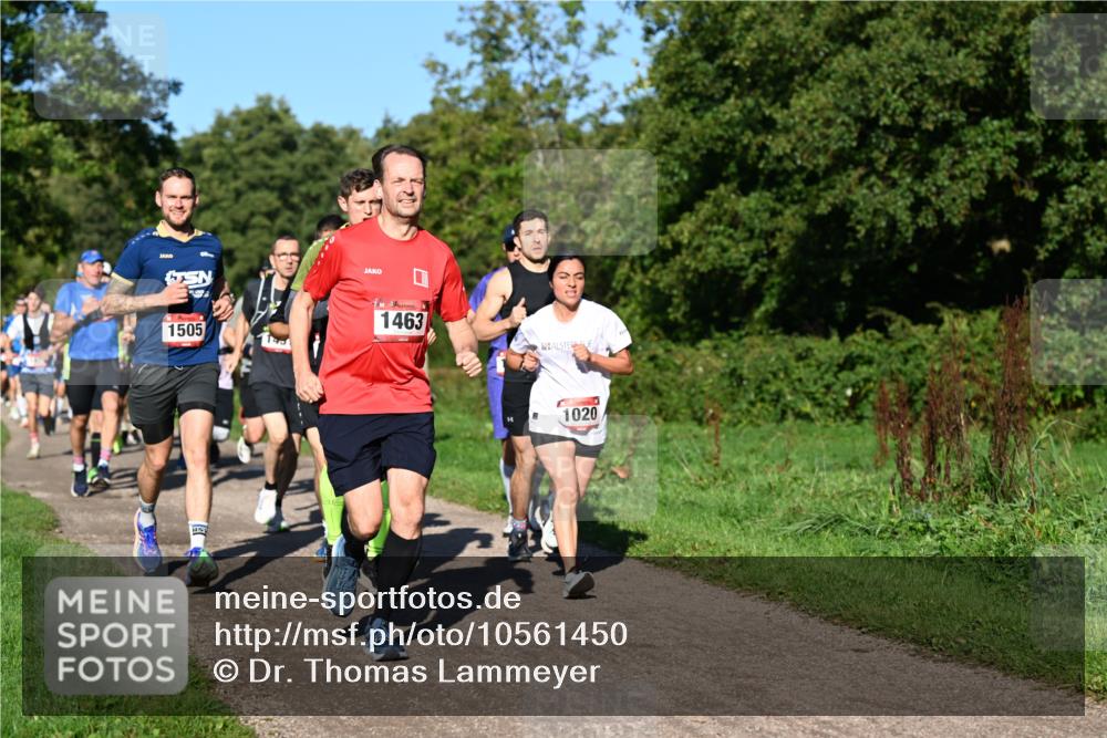 27.09.2026 - 35. Volkslauf durch das schöne Alstertal Dr. Thomas Lammeyer http://msf.ph/oto/10561450 27.09.2026 10:04:45 Laufen 1505, 143, 1463, 1020 meine-sportfotos.de