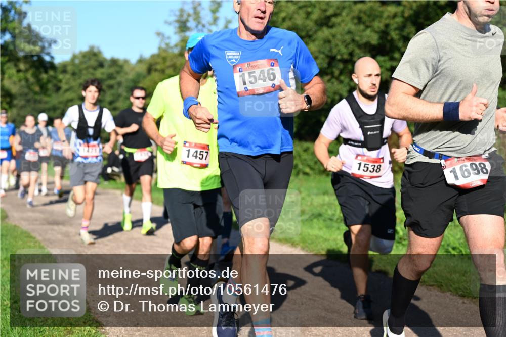 27.09.2026 - 34. Volkslauf durch das schöne Alstertal Dr. Thomas Lammeyer http://msf.ph/oto/10561476 27.09.2026 10:04:49 Laufen 1546, 1457, 1538, 1698 meine-sportfotos.de