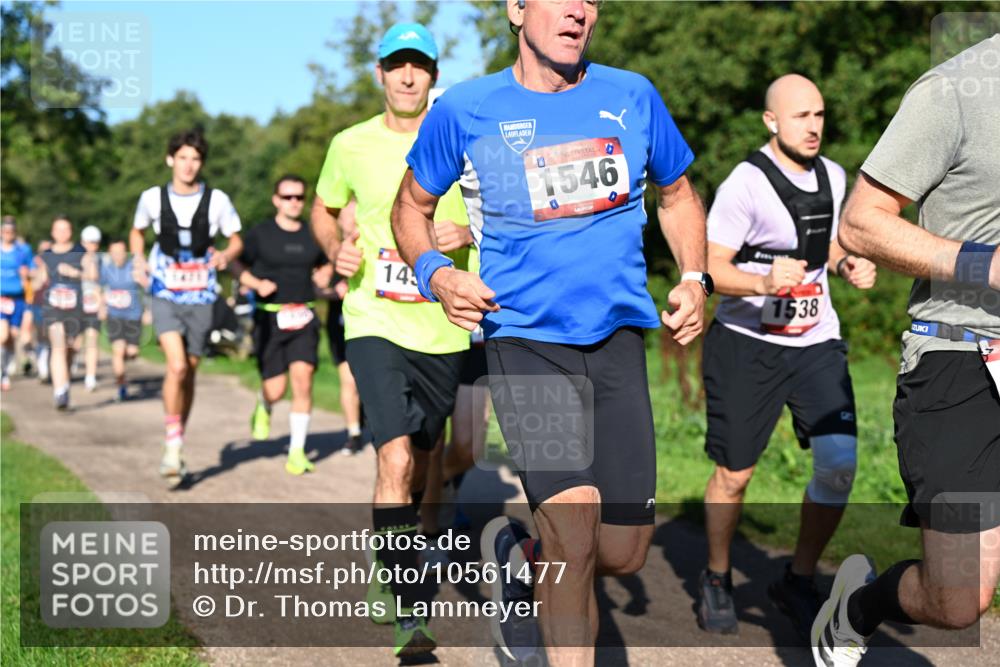 27.09.2026 - 34. Volkslauf durch das schöne Alstertal Dr. Thomas Lammeyer http://msf.ph/oto/10561477 27.09.2026 10:04:49 Laufen 14, 1546, 1538 meine-sportfotos.de