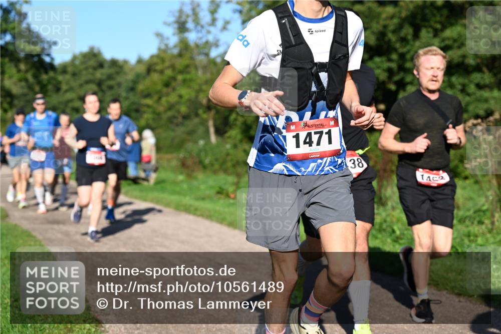 27.09.2026 - 35. Volkslauf durch das schöne Alstertal Dr. Thomas Lammeyer http://msf.ph/oto/10561489 27.09.2026 10:04:51 Laufen 1471, 38, 14 meine-sportfotos.de