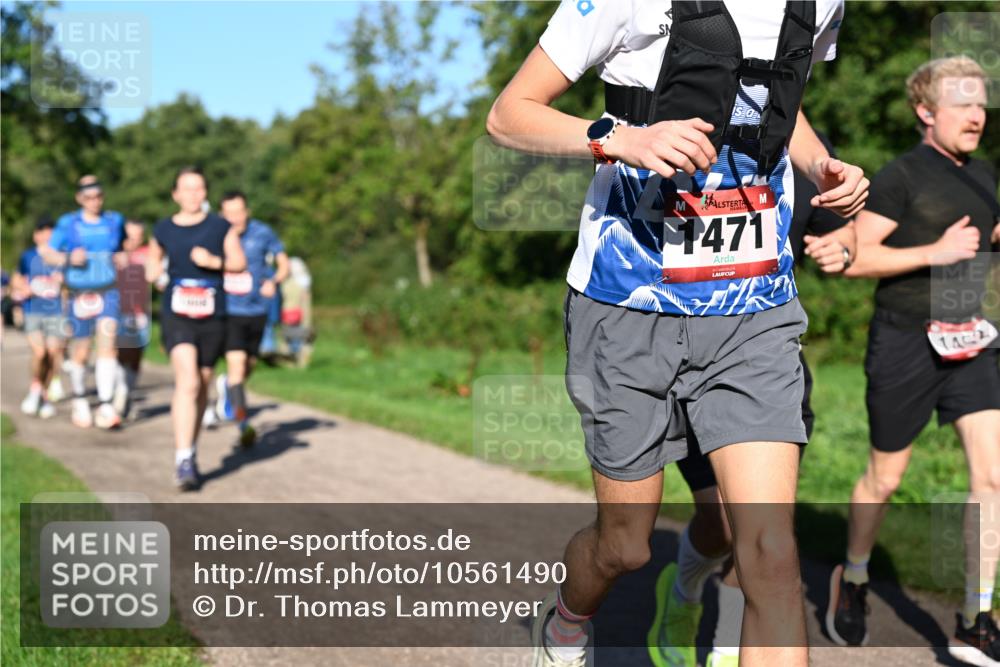 27.09.2026 - 35. Volkslauf durch das schöne Alstertal Dr. Thomas Lammeyer http://msf.ph/oto/10561490 27.09.2026 10:04:51 Laufen 1471, 14, 2 meine-sportfotos.de