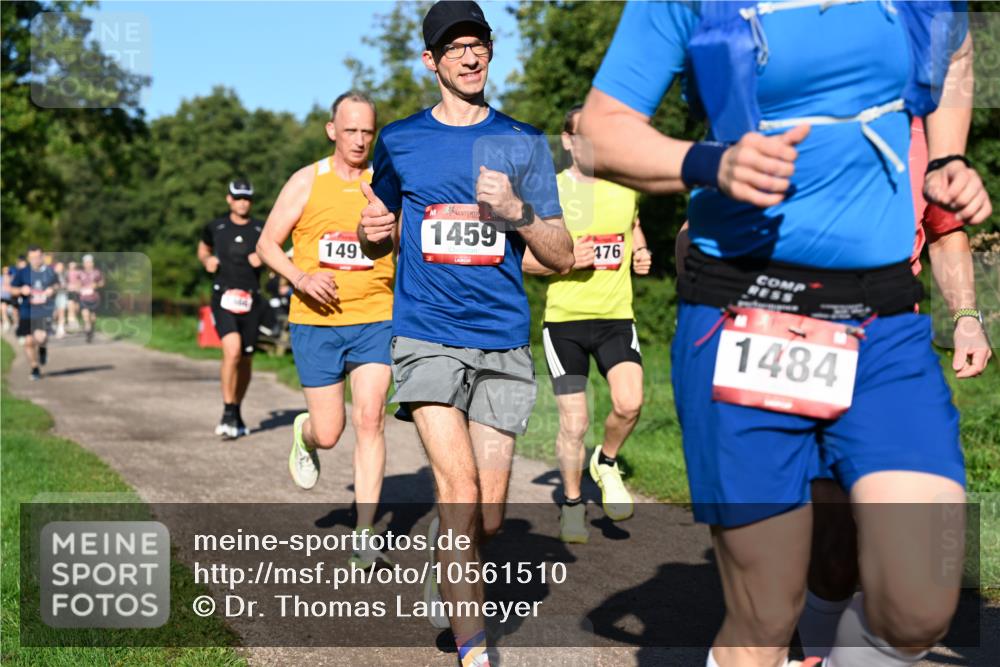 27.09.2026 - 35. Volkslauf durch das schöne Alstertal Dr. Thomas Lammeyer http://msf.ph/oto/10561510 27.09.2026 10:04:55 Laufen 149, 1459, 476, 1484 meine-sportfotos.de