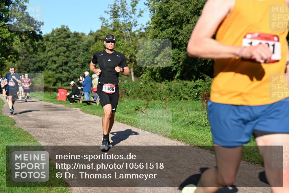 27.09.2026 - 35. Volkslauf durch das schöne Alstertal Dr. Thomas Lammeyer http://msf.ph/oto/10561518 27.09.2026 10:04:56 Laufen 1578, 1466 meine-sportfotos.de
