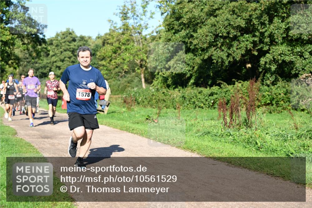 27.09.2026 - 35. Volkslauf durch das schöne Alstertal Dr. Thomas Lammeyer http://msf.ph/oto/10561529 27.09.2026 10:05:00 Laufen 1456, 1578 meine-sportfotos.de