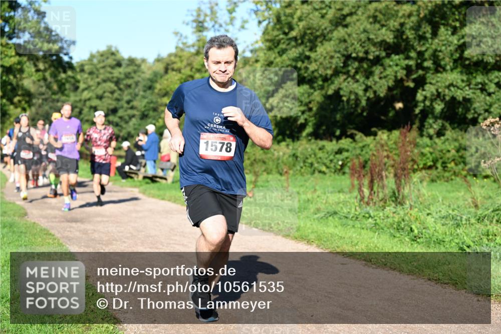 27.09.2026 - 35. Volkslauf durch das schöne Alstertal Dr. Thomas Lammeyer http://msf.ph/oto/10561535 27.09.2026 10:05:01 Laufen 1578 meine-sportfotos.de