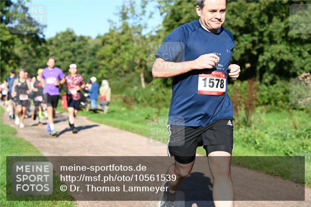 27.09.2026 - 34. Volkslauf durch das schöne Alstertal Dr. Thomas Lammeyer http://msf.ph/oto/10561539 27.09.2026 10:05:01 Laufen 1578 meine-sportfotos.de