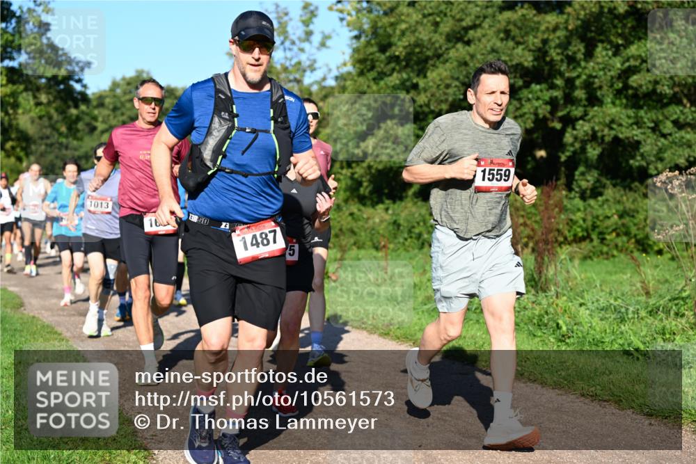 27.09.2026 - 35. Volkslauf durch das schöne Alstertal Dr. Thomas Lammeyer http://msf.ph/oto/10561573 27.09.2026 10:05:07 Laufen 42, 19, 1013, 1487, 5, 1559 meine-sportfotos.de