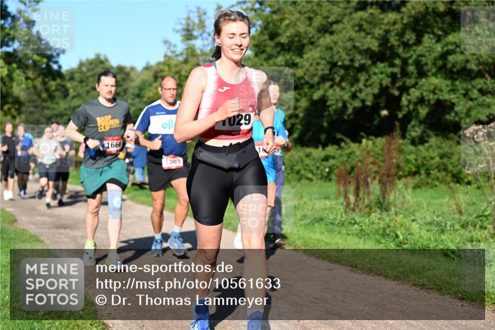 27.09.2026 - 35. Volkslauf durch das schöne Alstertal Dr. Thomas Lammeyer http://msf.ph/oto/10561633 27.09.2026 10:05:17 Laufen 1666, 1569, 029 meine-sportfotos.de