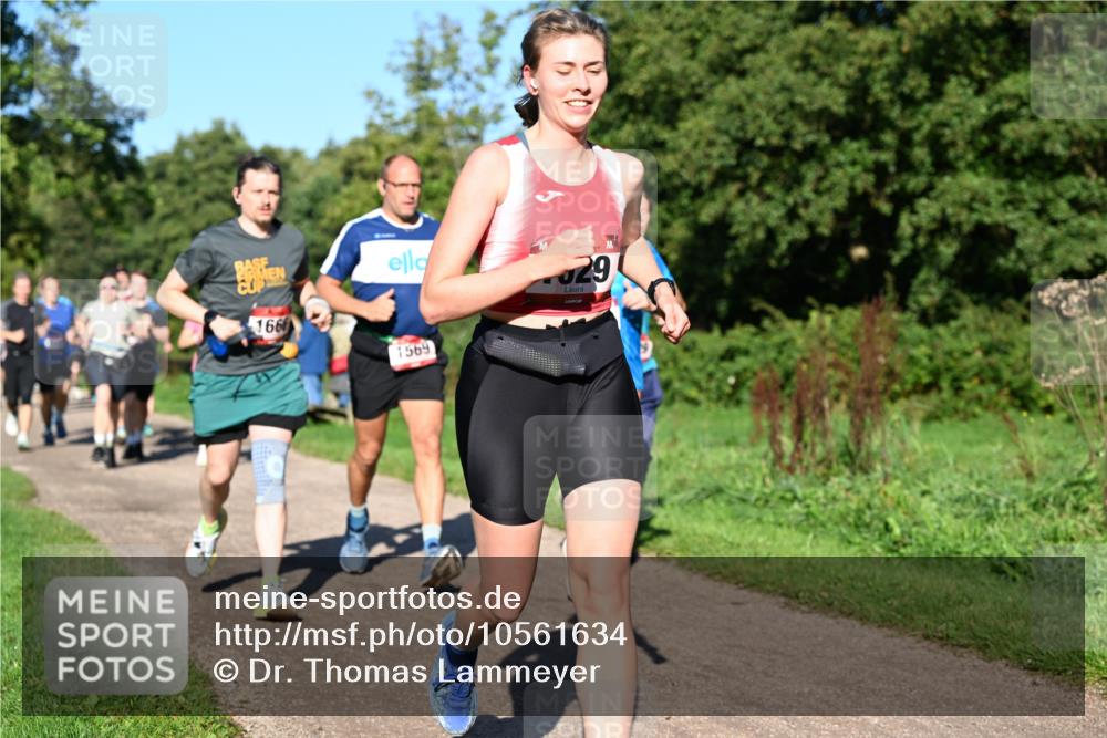 27.09.2026 - 35. Volkslauf durch das schöne Alstertal Dr. Thomas Lammeyer http://msf.ph/oto/10561634 27.09.2026 10:05:17 Laufen 166, 1569, 29 meine-sportfotos.de