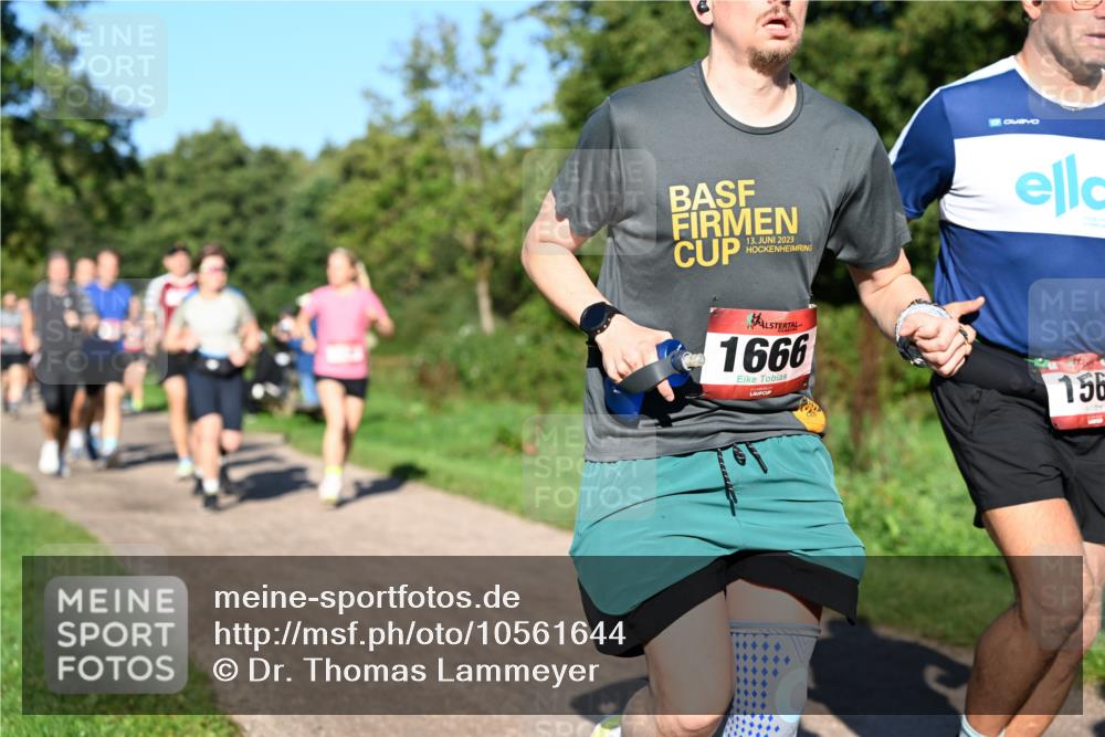 27.09.2026 - 35. Volkslauf durch das schöne Alstertal Dr. Thomas Lammeyer http://msf.ph/oto/10561644 27.09.2026 10:05:19 Laufen 13, 2023, 1666, 156 meine-sportfotos.de
