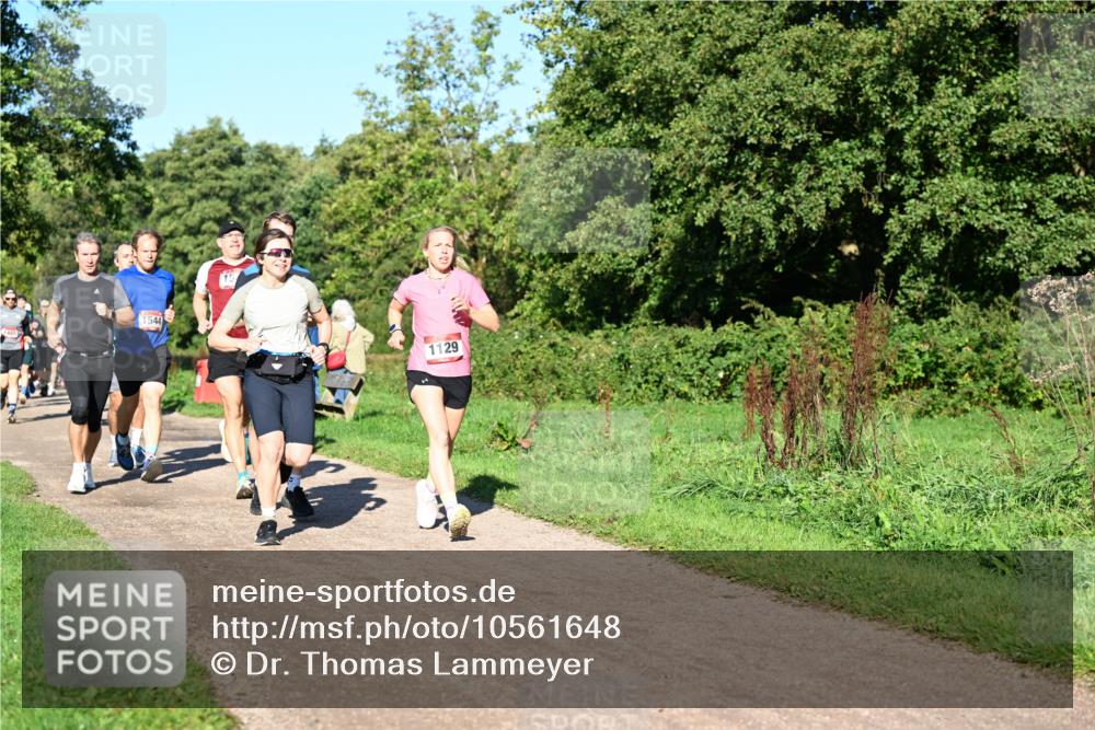 27.09.2026 - 35. Volkslauf durch das schöne Alstertal Dr. Thomas Lammeyer http://msf.ph/oto/10561648 27.09.2026 10:05:20 Laufen 1544, 1129 meine-sportfotos.de