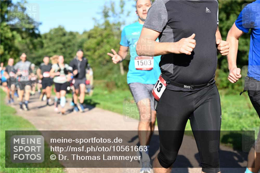 27.09.2026 - 35. Volkslauf durch das schöne Alstertal Dr. Thomas Lammeyer http://msf.ph/oto/10561663 27.09.2026 10:05:24 Laufen 1503, 13 meine-sportfotos.de