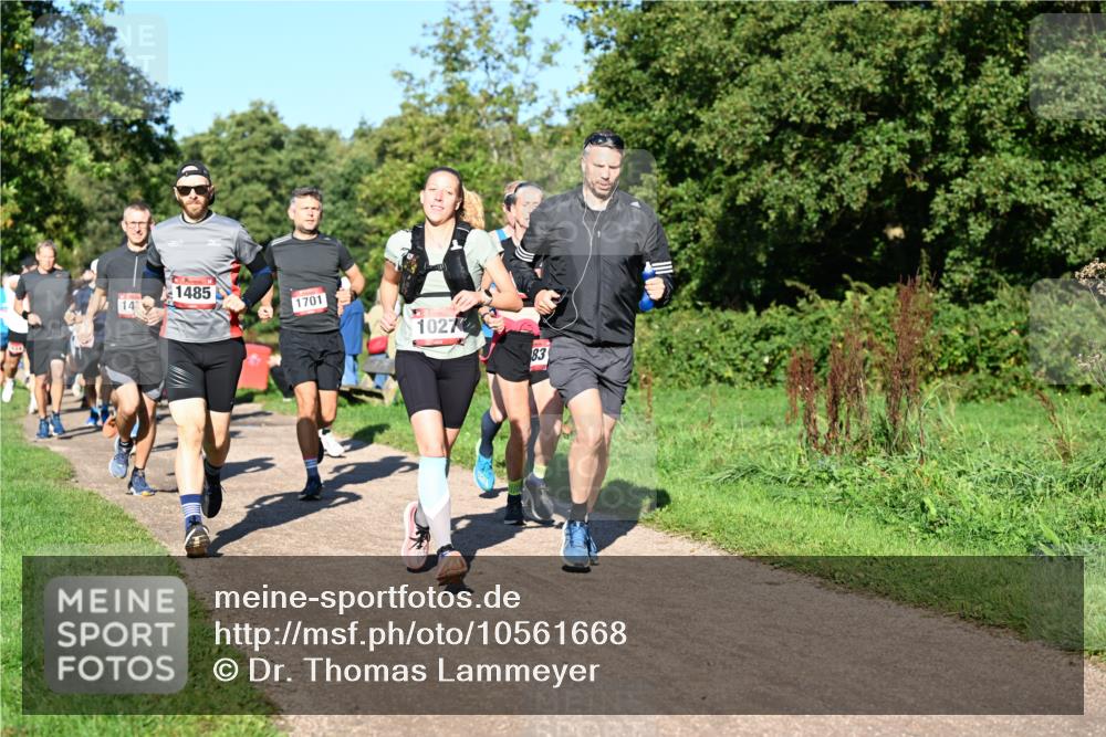 27.09.2026 - 35. Volkslauf durch das schöne Alstertal Dr. Thomas Lammeyer http://msf.ph/oto/10561668 27.09.2026 10:05:26 Laufen 14, 1485, 1701, 1027, 83 meine-sportfotos.de